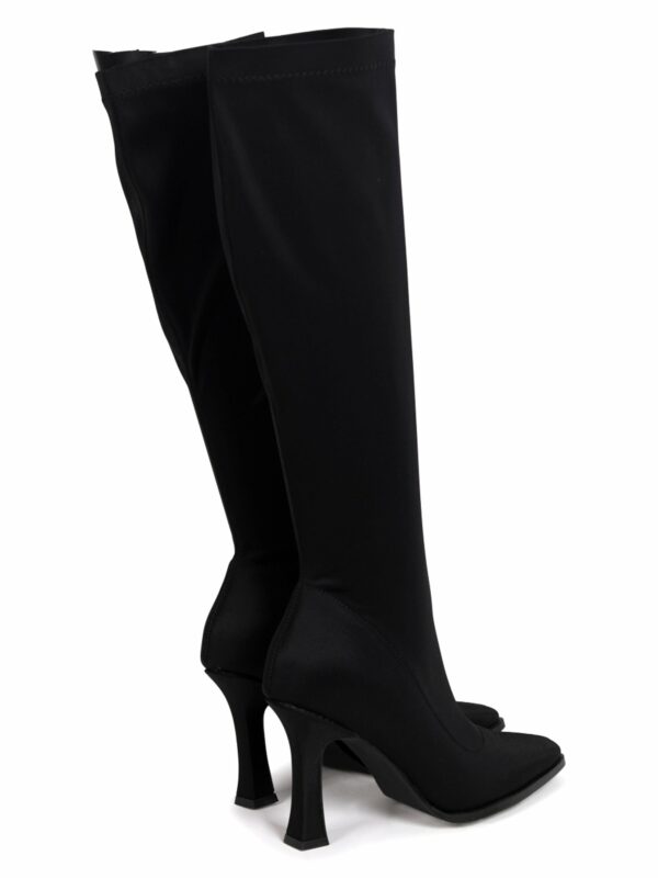 Chic and Cozy Faux Fur Lined Boots – Stay Warm and Stylish - Image 4