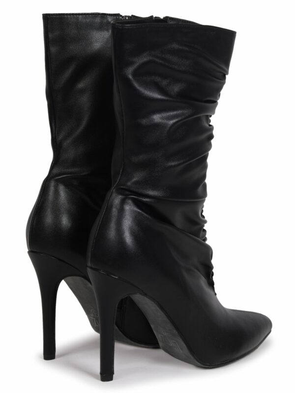 Cozy Snow Boots – Stay Warm, Stylish, and Ready for Winter Adventures - Image 4