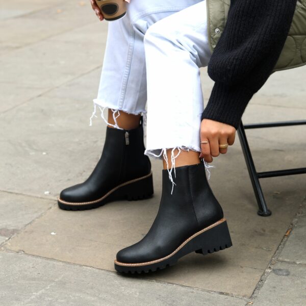 Trendy Knee-High Boots – Elevate Your Fashion Game - Image 5