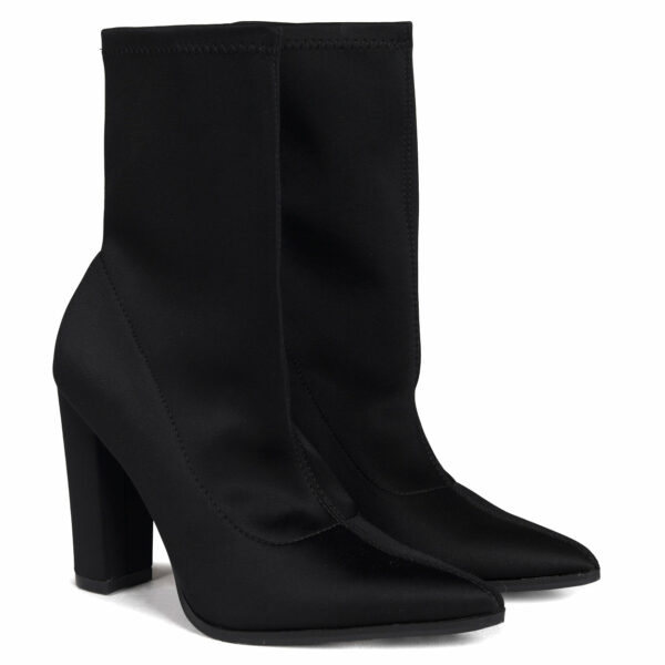 Stylish Chunky Boots – Trendy and Comfortable for All-Day Wear - Image 3