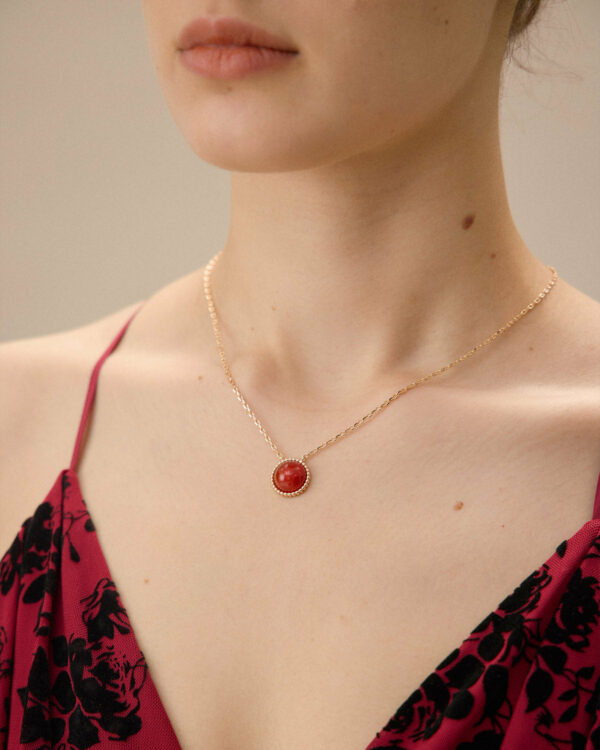 Retro Gold-Plated Necklace - Image 6