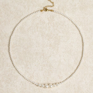 White Pearl Retro Alloy Necklace